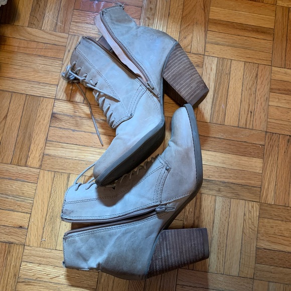 Genuine Leather Aldo Light Tan High Heel Lace Up Boots Ankle Booties Vintage - Picture 12 of 12